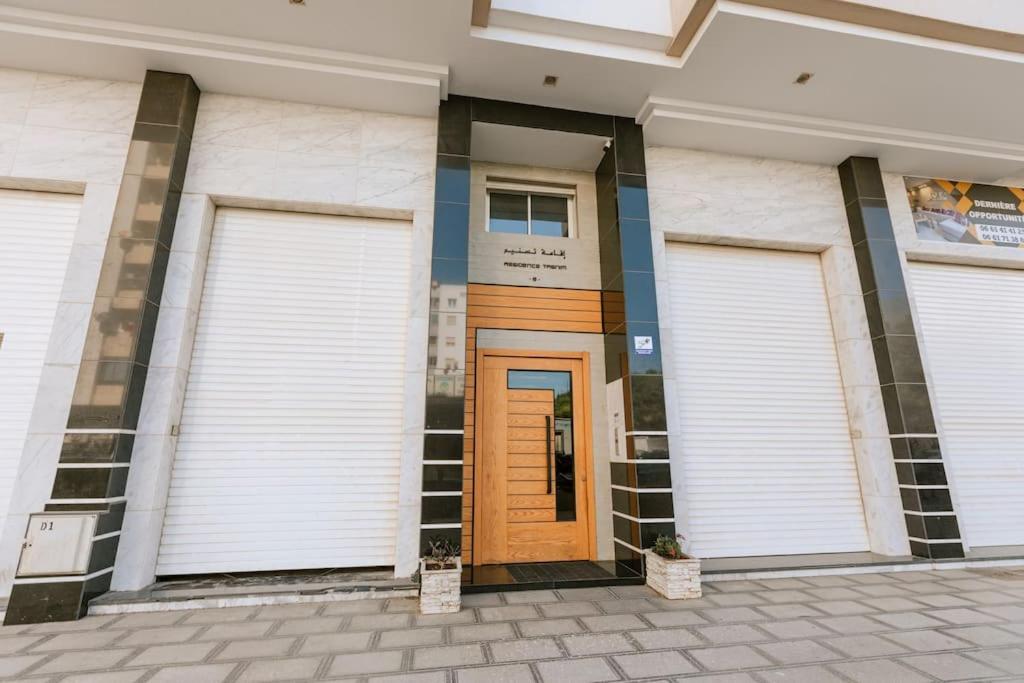 Central 2-Bedrooms Near Beach & Dining 탕헤르 외부 사진